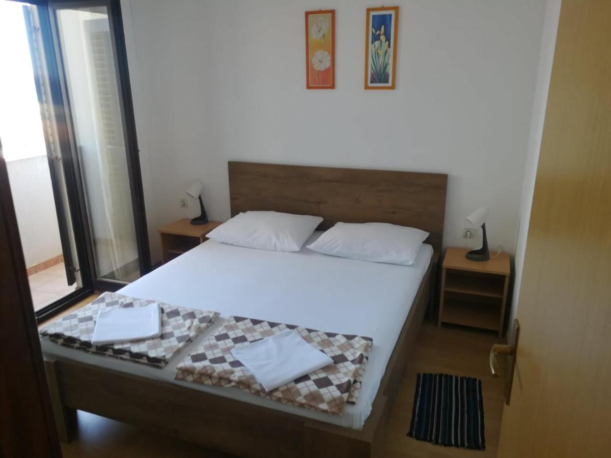 Apartman Cemeljic Apartamento Mandre Exterior foto